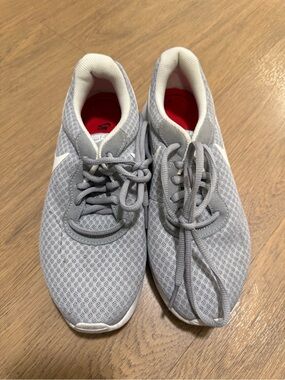 Nike Women's Tanjun Sneakers